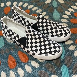 Very G Checkered Slip-Ons